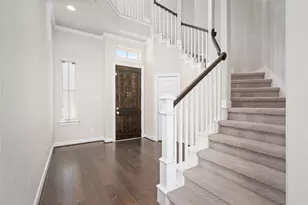 927 S Lacey Garden Loop, Houston, TX 77018 - Photo 9