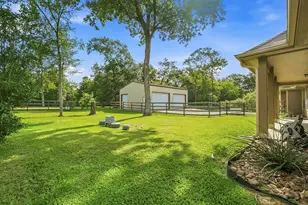 13303 Hidden Manor Ct, Willis, TX 77318 - Photo 33