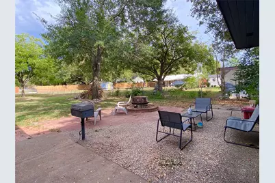 6814 Church Street, Wallis, TX 77485 - Photo 23