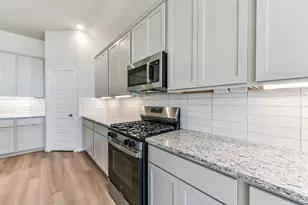 3516 Mount Scenery Ln, Dayton, TX 77535 - Photo 13