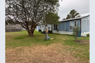 2106 10th Street, Hempstead, TX 77445 - Photo 3