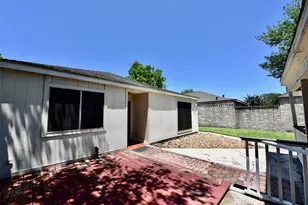 16222 Queensdale Dr, Houston, TX 77082 - Photo 5