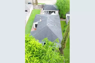 16222 Queensdale Drive, Houston, TX 77082 - Photo 49