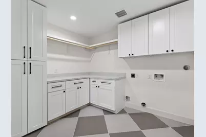 10519 Brinwood Drive, Houston, TX 77043 - Photo 23