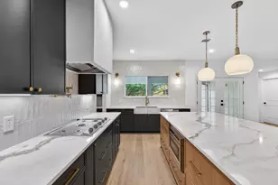 10519 Brinwood Dr, Houston, TX 77043 - Photo 21