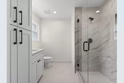 10519 Brinwood Drive, Houston, TX 77043 - Photo 35