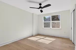 10519 Brinwood Dr, Houston, TX 77043 - Photo 33