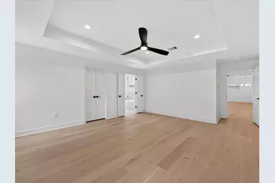 10519 Brinwood Drive, Houston, TX 77043 - Photo 25