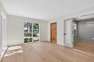 10519 Brinwood Dr, Houston, TX 77043 - Photo 7