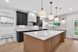 10519 Brinwood Dr, Houston, TX 77043 - Photo 19