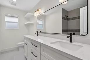 10519 Brinwood Dr, Houston, TX 77043 - Photo 31