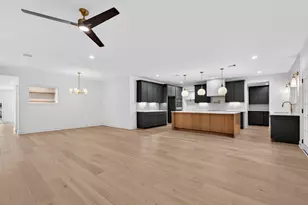 10519 Brinwood Dr, Houston, TX 77043 - Photo 15