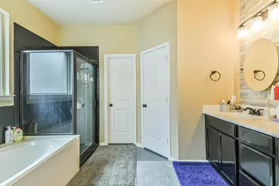 111 Quail Meadow Drive, Conroe, TX 77384 - Photo 15
