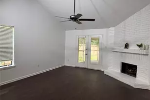 10 Greenbud Ct, The Woodlands, TX 77380 - Photo 5