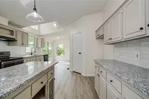 796 County Rd 373, Splendora, TX 77372 - Photo 33