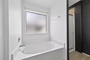 24019 Kingbriar Dr, Spring, TX 77373 - Photo 23