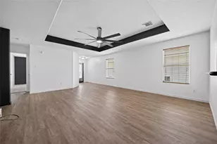 24019 Kingbriar Dr, Spring, TX 77373 - Photo 9