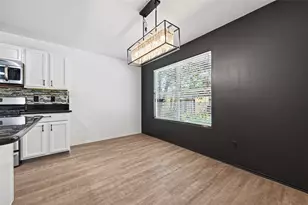 24019 Kingbriar Dr, Spring, TX 77373 - Photo 11