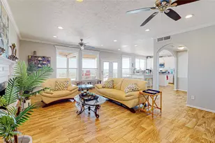 3433 Sand Castle Ln, Crystal Beach, TX 77650 - Photo 7