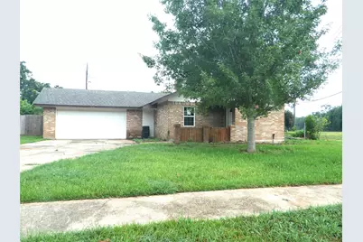 217 Sugar Cane Trace, Lake Jackson, TX 77566 - Photo 1