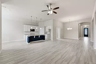 2116 Blackhawk Ridge Ln, Manvel, TX 77578 - Photo 17