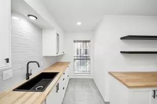 6601 Sands Point Dr, Houston, TX 77074 - Photo 19