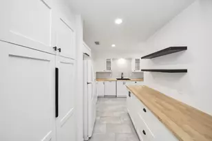 6601 Sands Point Dr, Houston, TX 77074 - Photo 13