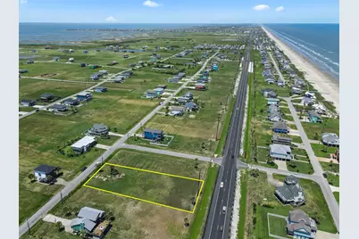 18815 Shaman Drive, Galveston, TX 77554 - Photo 5