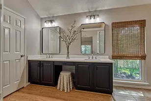 71 Breezy Point Pl, The Woodlands, TX 77381 - Photo 27