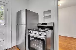 1308 W Alabama St, Houston, TX 77006 - Photo 3