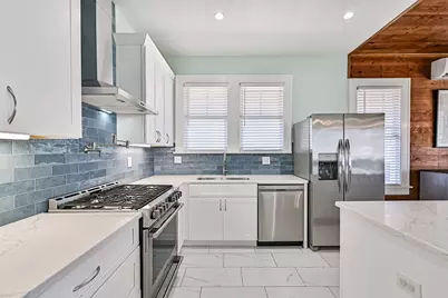 3519 Avenue R 1/2, Galveston, TX 77550 - Photo 15