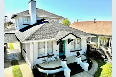 3519 Avenue R 1/2, Galveston, TX 77550 - Photo 45