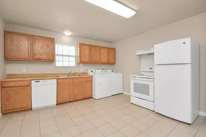500 W Pitts Avenue #104, Pasadena, TX 77506 - Photo 9