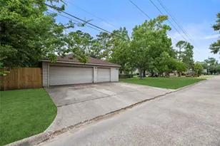5903 Echo Lake Ln, Houston, TX 77069 - Photo 37