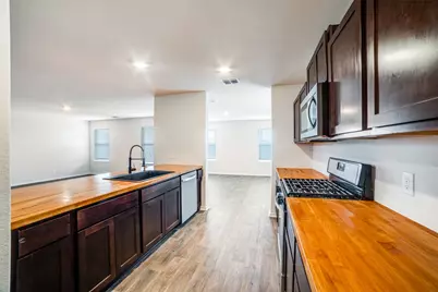 10054 Bur Sedge, San Antonio, TX 78254 - Photo 11