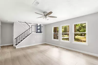 2108 W Lacey Oak Circle, The Woodlands, TX 77380 - Photo 15