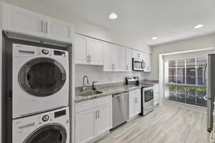 425 Bendwood Dr, Houston, TX 77024 - Photo 5