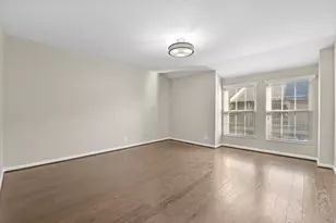 425 Bendwood Dr, Houston, TX 77024 - Photo 11