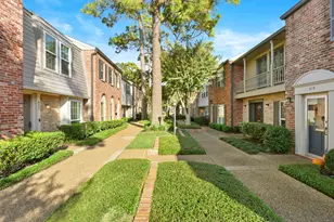 425 Bendwood Dr, Houston, TX 77024 - Photo 17