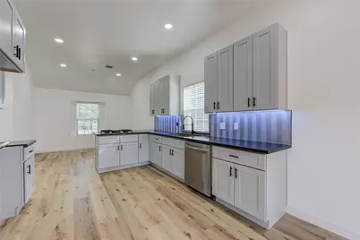 3223 Cherry Hills Drive, Missouri City, TX 77459 - Photo 7