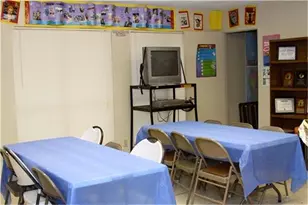 221 Peach Street St, Luling, TX 78648 - Photo 3