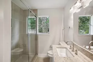 906 S Rd, Baytown, TX 77521 - Photo 17