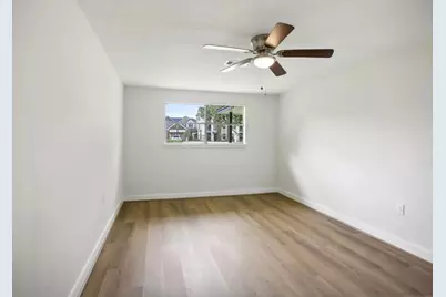 906 South Road, Baytown, TX 77521 - Photo 19