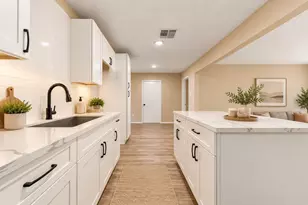 8510 Fillmore St, Houston, TX 77029 - Photo 9