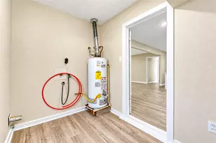 8510 Fillmore St, Houston, TX 77029 - Photo 43