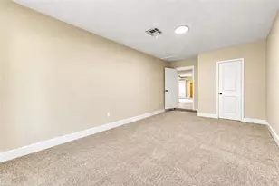 8510 Fillmore St, Houston, TX 77029 - Photo 27