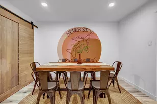 5918 Lattimer Dr, Houston, TX 77035 - Photo 5