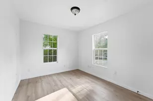 8038 Record St, Houston, TX 77028 - Photo 15