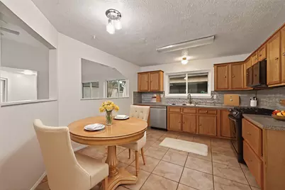 15818 Alta Mar Drive, Houston, TX 77083 - Photo 3