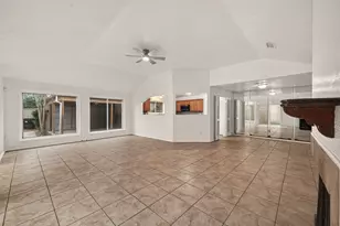 15818 Alta Mar Dr, Houston, TX 77083 - Photo 7